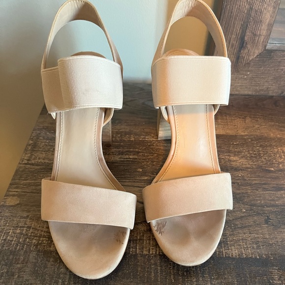 Light pink/nude Aldo block heels - Picture 2 of 5